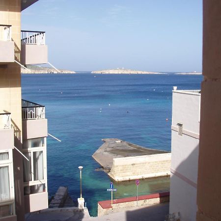 The Sea Across The Road - Flat 4 Apartment St. Paul's Bay Luaran gambar